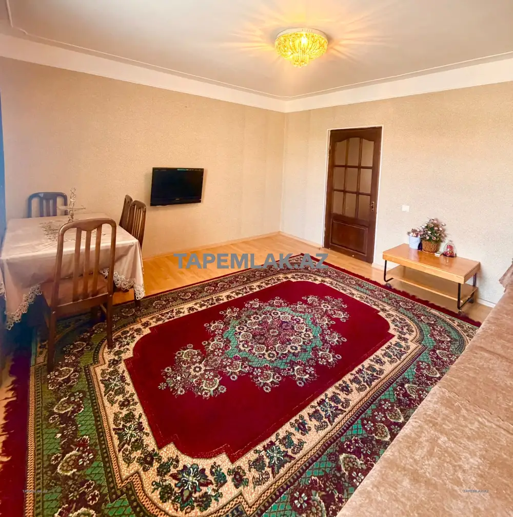 Satılır 2 otaqlı 70 m² Köhnə tikili - Sabunçu